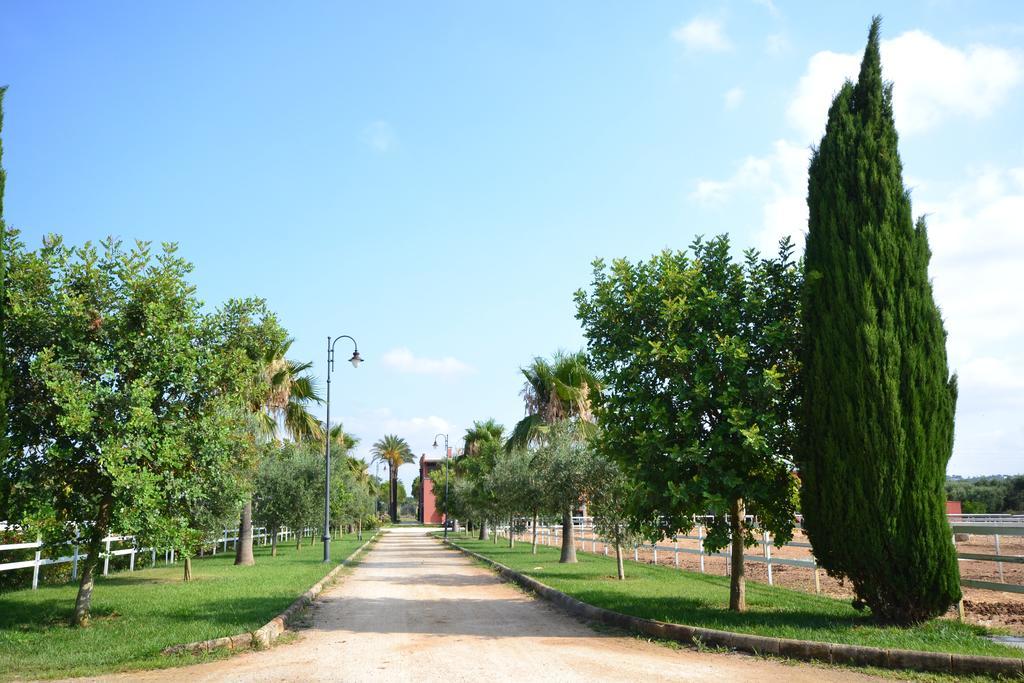 Amaregold Tenuta La Baronessa Resort 툴리에 외부 사진