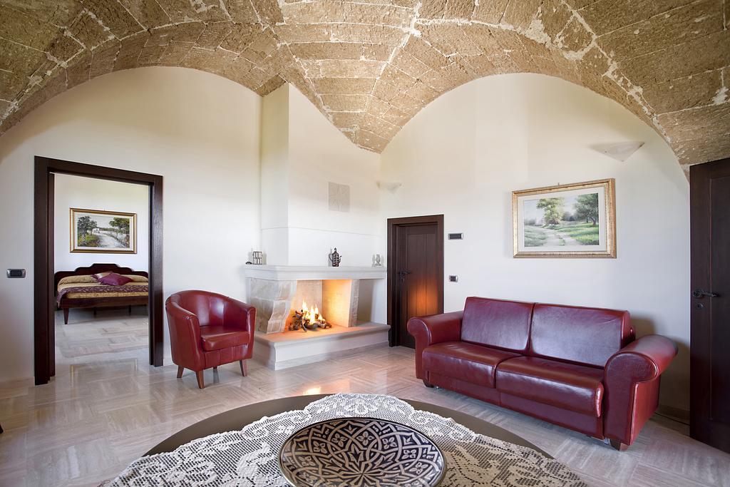 Amaregold Tenuta La Baronessa Resort 툴리에 외부 사진
